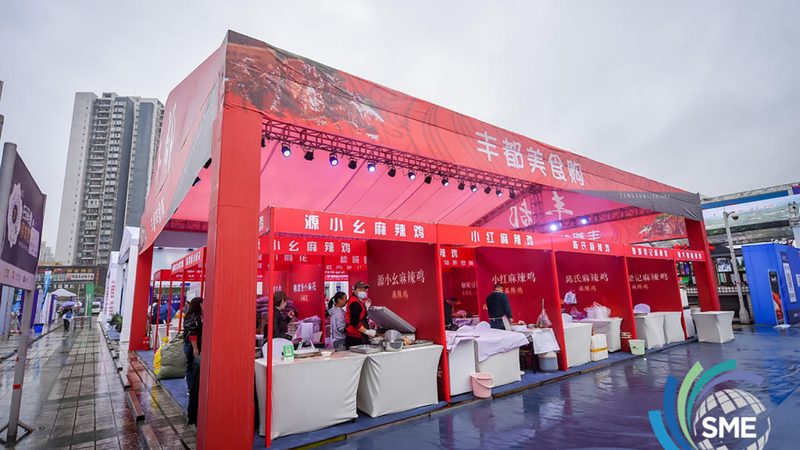 以下是一些成都地区的平面设计培训课程推荐，供您参考：